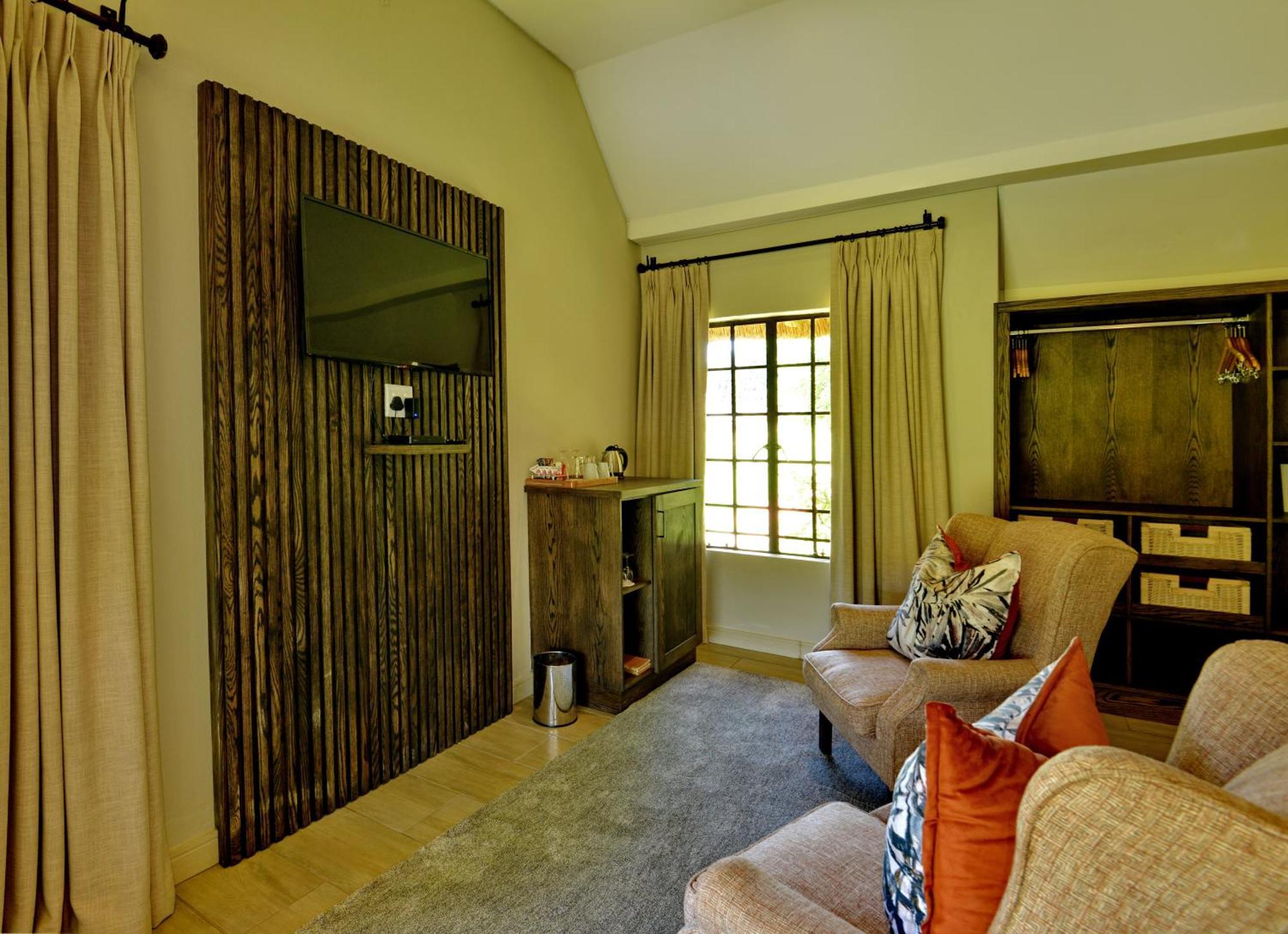 African Hills Safari Lodge & Spa Magaliesburg Δωμάτιο φωτογραφία